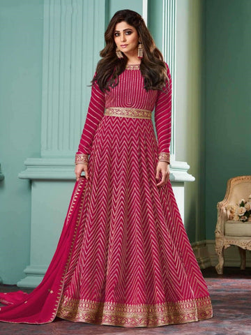 Indian Dresses & Indian Outfits for Women in USA with Free 